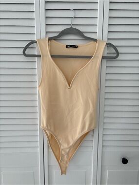 Zara Butter Yellow V neck Bodysuit
